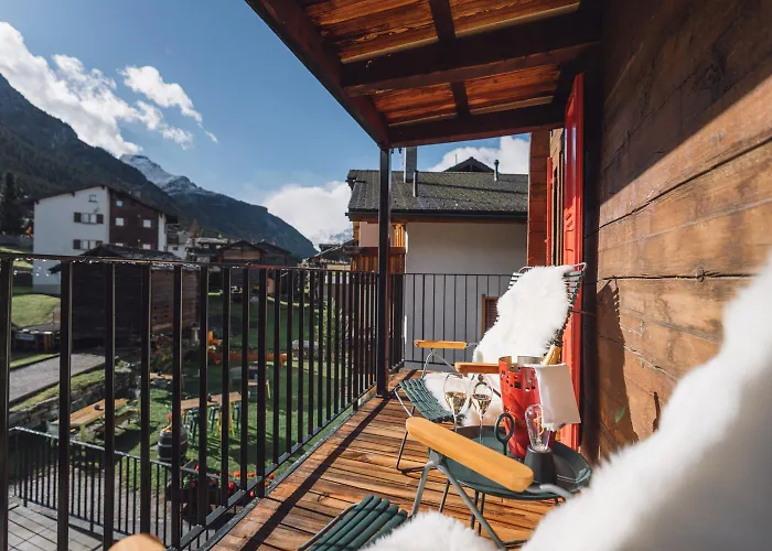 瓦利斯尔坎尼酒店 3*