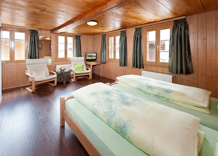 瓦利斯尔坎尼酒店 酒店 3*