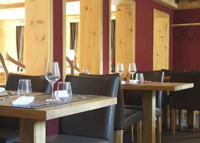 瓦利斯尔坎尼酒店 酒店 3*