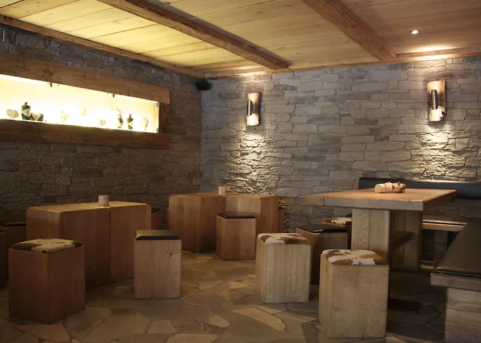 瓦利斯尔坎尼酒店 酒店