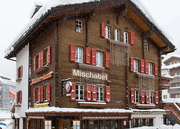 瓦利斯尔坎尼酒店 酒店