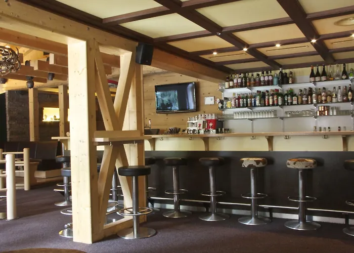 瓦利斯尔坎尼酒店 酒店