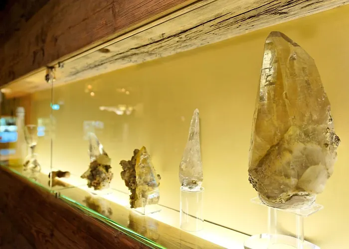 瓦利斯尔坎尼酒店 酒店